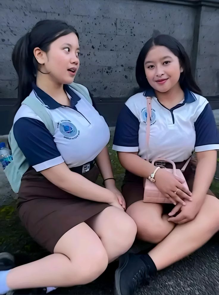 Jepang Viral Terbaru Keeping An Eye On Calm Smp Top Global 2025